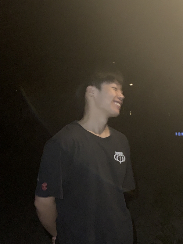 小旭的第二张照片--上海王婆说媒