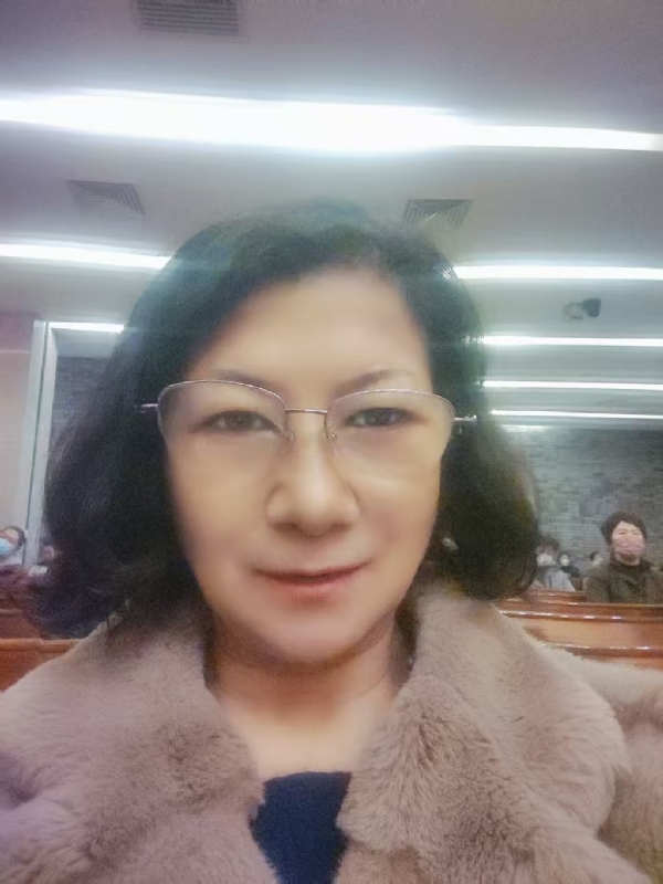 文静的第一张照片--上海王婆说媒