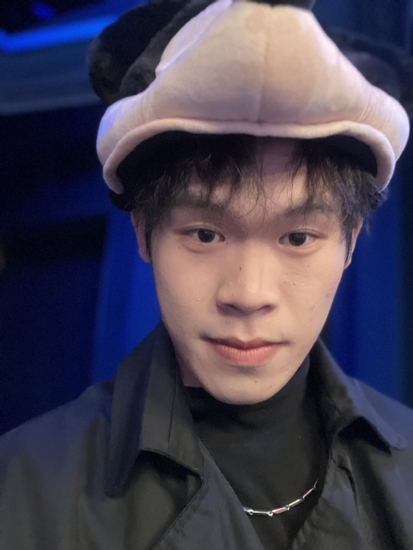 自律的杰的第一张照片--上海王婆说媒